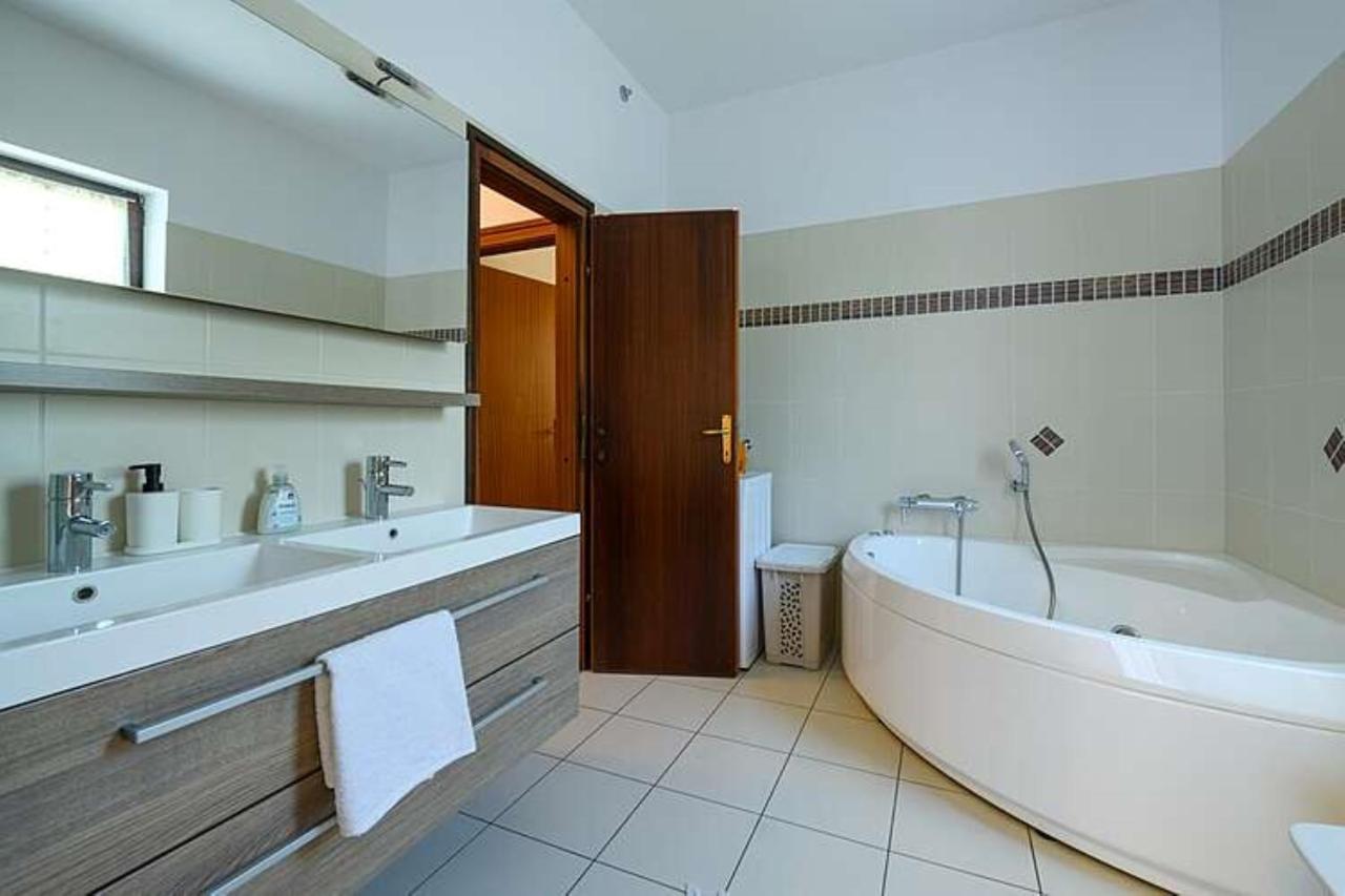 House Fran Apartment Barban Ngoại thất bức ảnh
